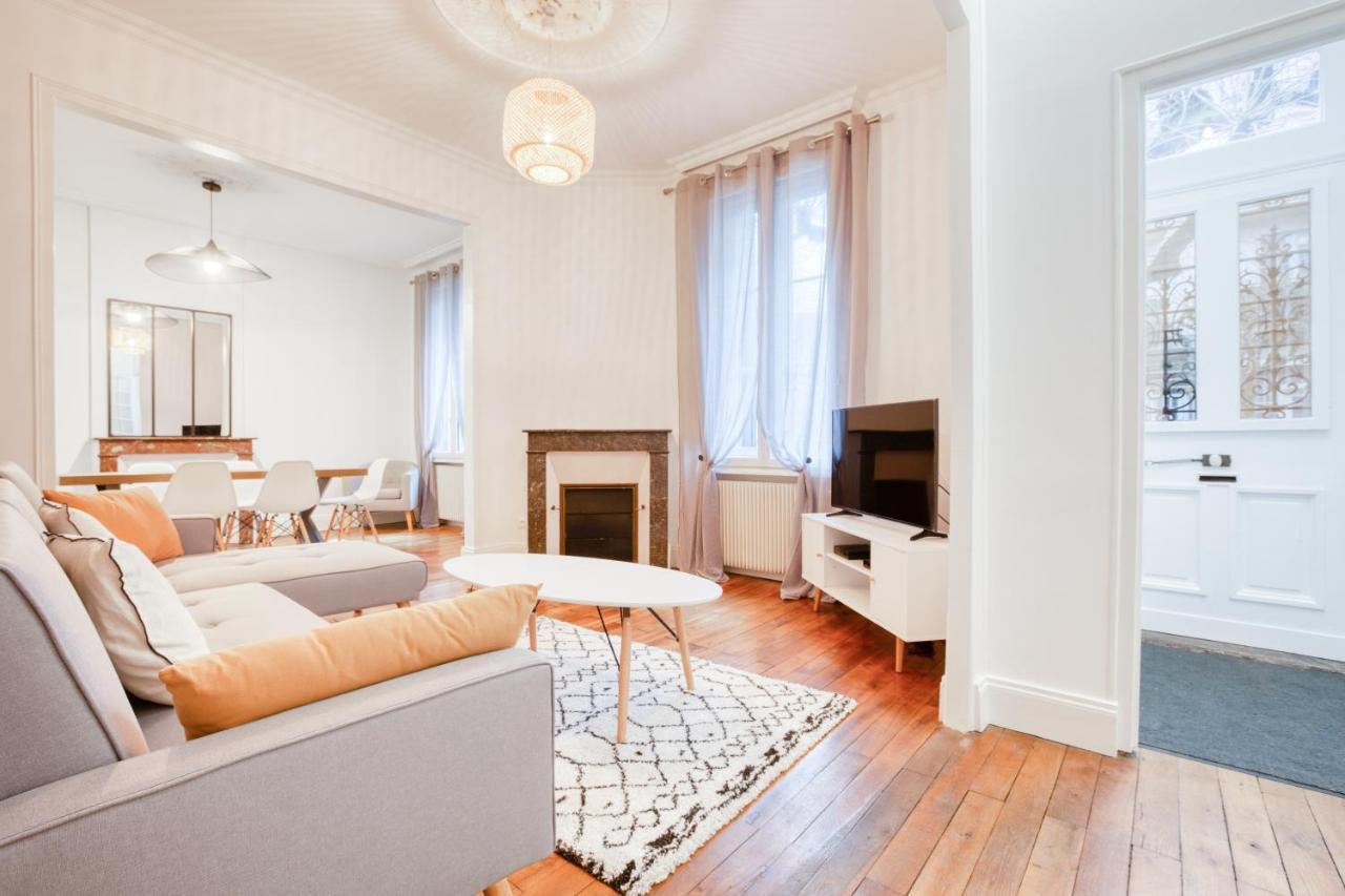 Maison Bourgeoise Haussmannienne - Gites De France Лимож Екстериор снимка